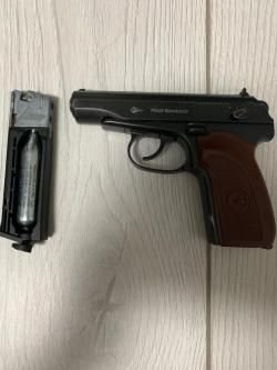 продаю пневматический пистолет макарова с blowback-ом