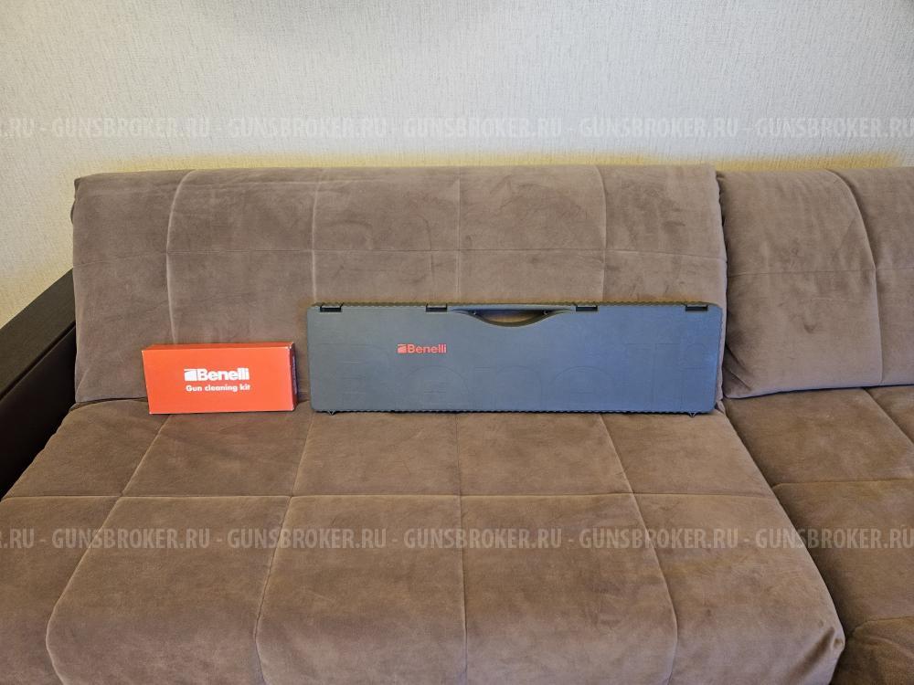 Benelli 828 U 