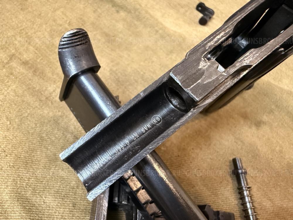 Beretta M35-O - красный затвор / от РОК