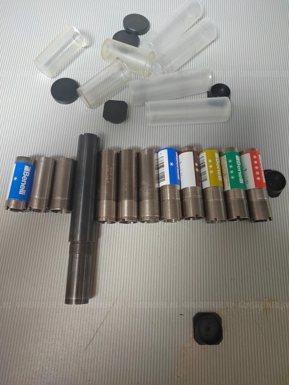 зип Benelli , Beretta , Browining , Fabarm , Pietta , CZ Mallard , Kral M156